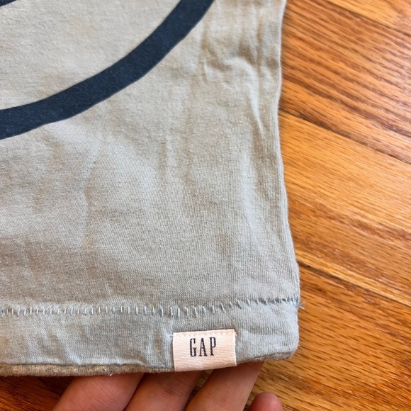 GAP BabyGap Toddler Reversible Graphic Short Sleeves T-Shirts Set of Two - Picture 4 of 10